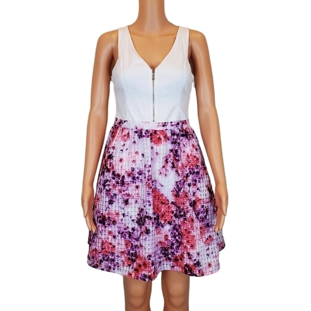 Guess Sleeveless fit to flare mini dress size 4